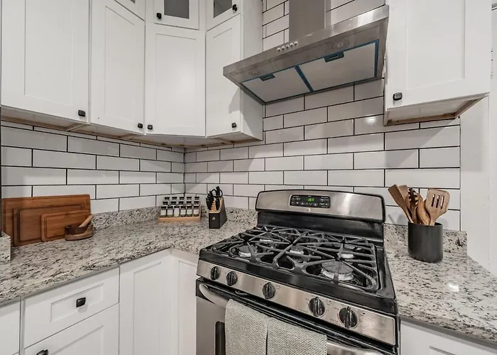 Walk To Tcu-boutique-sleeps 6-2 King Beds Privatunterkunft *