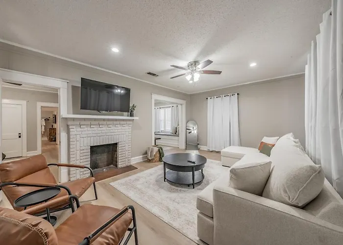 Walk To Tcu-boutique-sleeps 6-2 King Beds Privatunterkunft