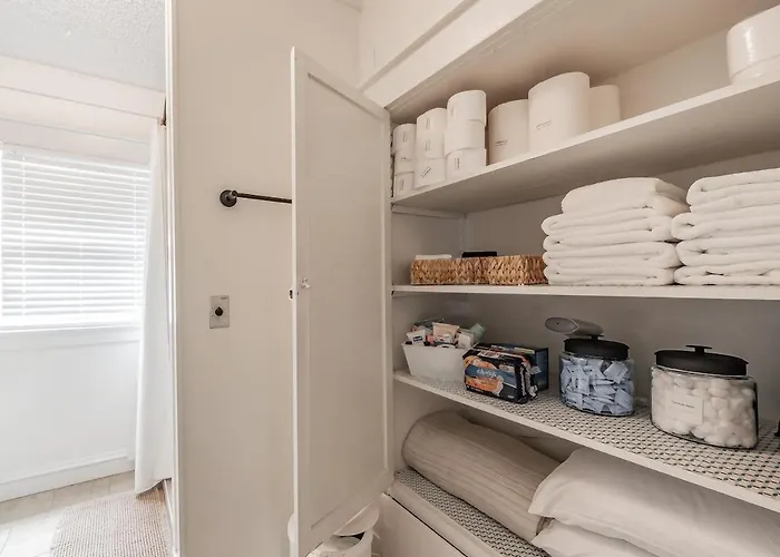 Walk To Tcu-boutique-sleeps 6-2 King Beds Fort Worth